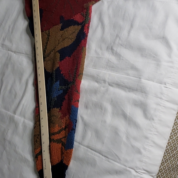 VINTAGE AUTUMN LEAF SWEATER - Picture 8 of 11